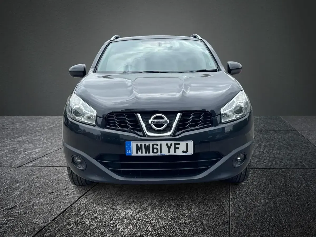 Used Nissan Qashqai N-TEC 117 HP (86 kW) 2012 Black SUV