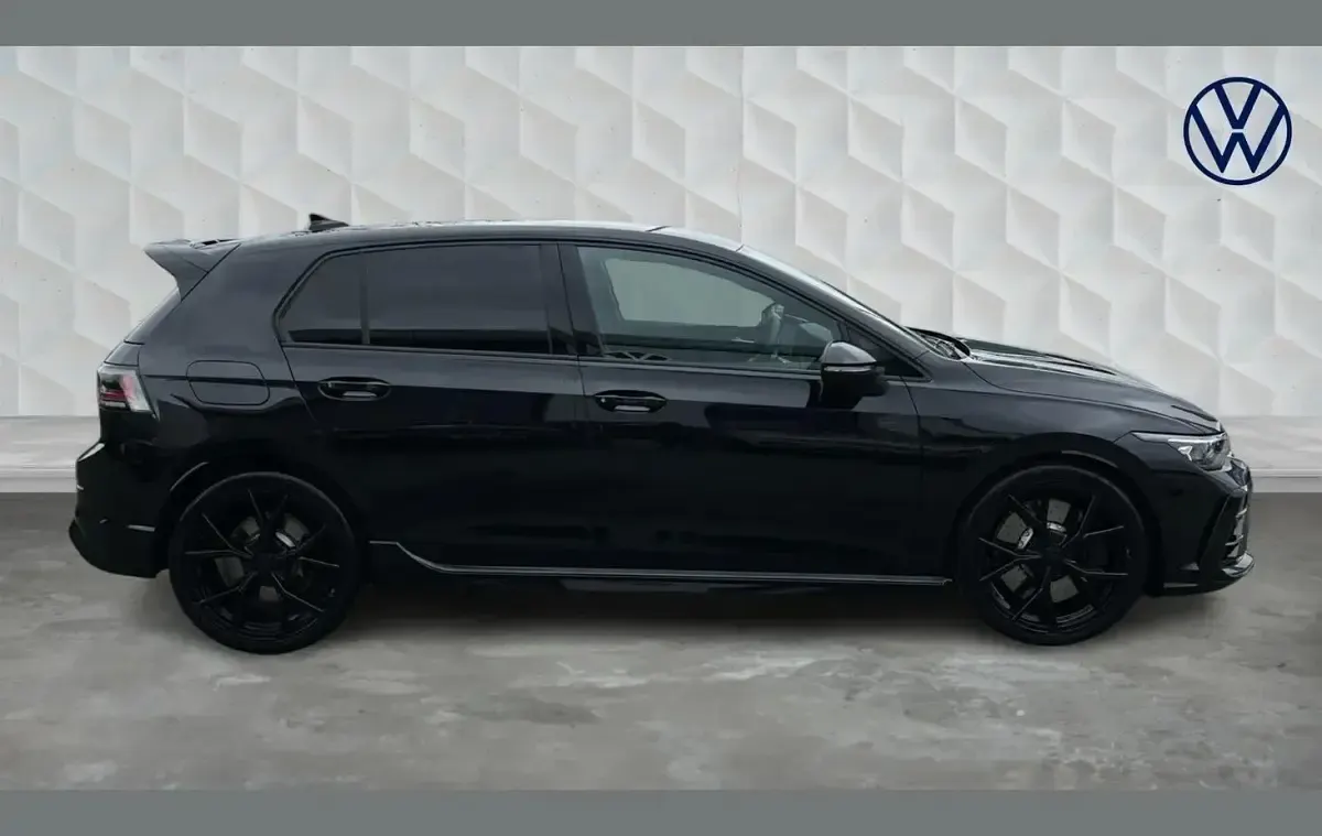 Used VW Golf VIII R 333 HP (244 kW) 2026 Black Hatchback
