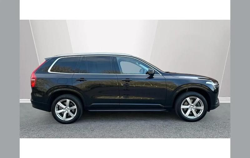 Used Volvo XC90 Core 250 HP (183 kW) 2023 Other SUV