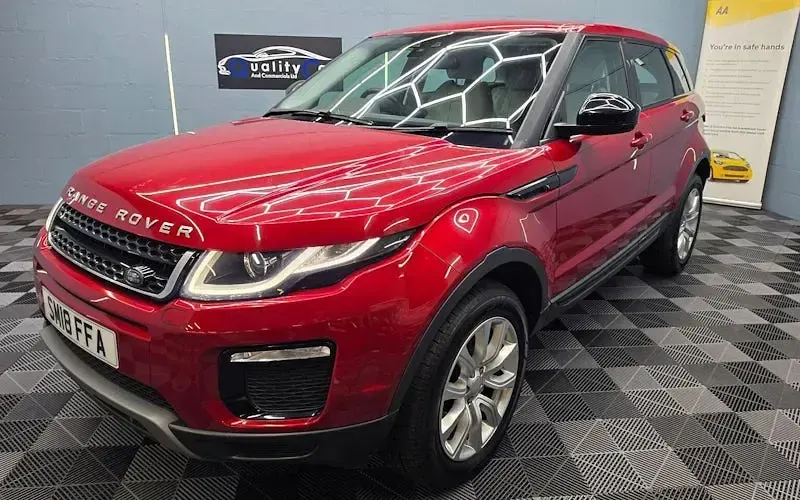 Used Land Rover Range Rover evoque SE 180 HP (132 kW) 2018 Hatchback