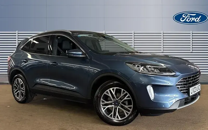 Usado Ford Kuga Titanium 150 HP (110 kW) 2023 SUV