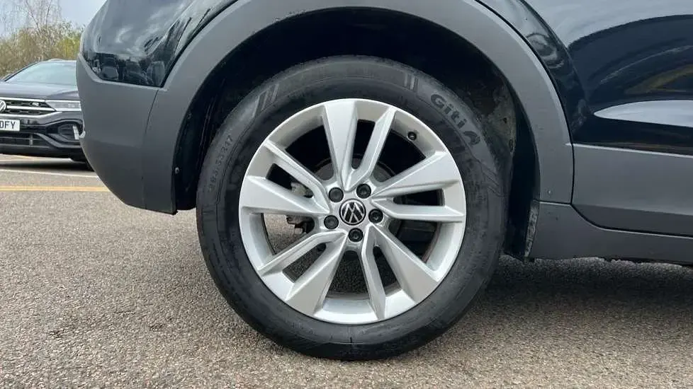 Usado VW T-Cross Match 115 HP (84 kW) 2025 Preto SUV