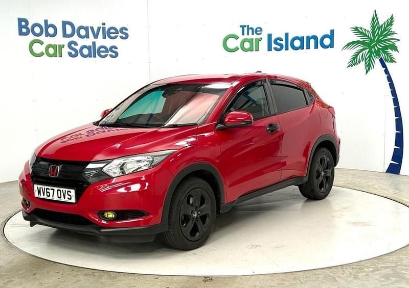 Used Honda HR-V SE 120 HP (88 kW) 2017 Red SUV