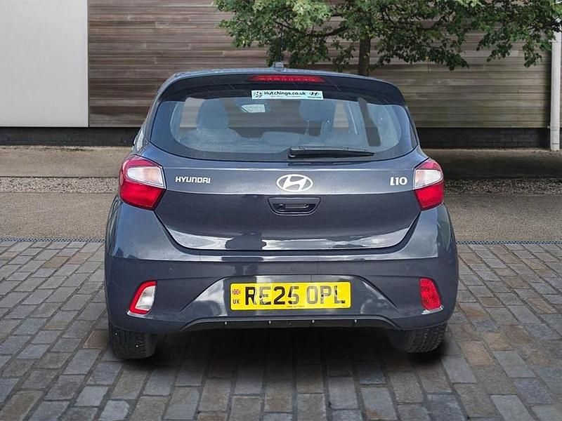 New Hyundai i10 Advanced 63 HP (46 kW) 2025 Grey Hatchback