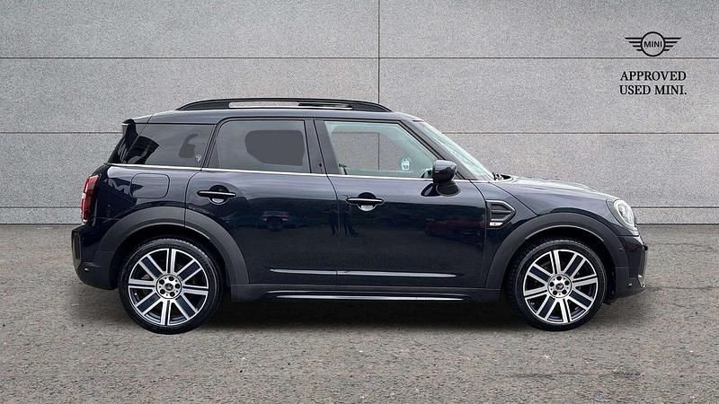 Used Mini Cooper Countryman Exclusive 134 HP (98 kW) 2022 Black SUV