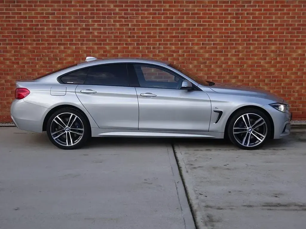 Usado BMW 420 M Sport 2017 Prateado Coupé