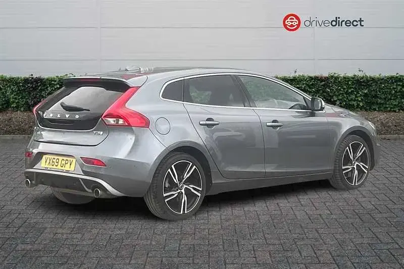 Used Volvo V40 R-Design 152 HP (111 kW) 2019 Grey Hatchback