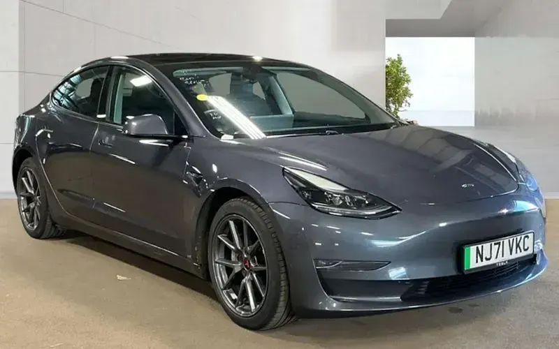 Used Tesla Model 3 Long Range AWD 366 kW (498 HP) 2021 Sedan