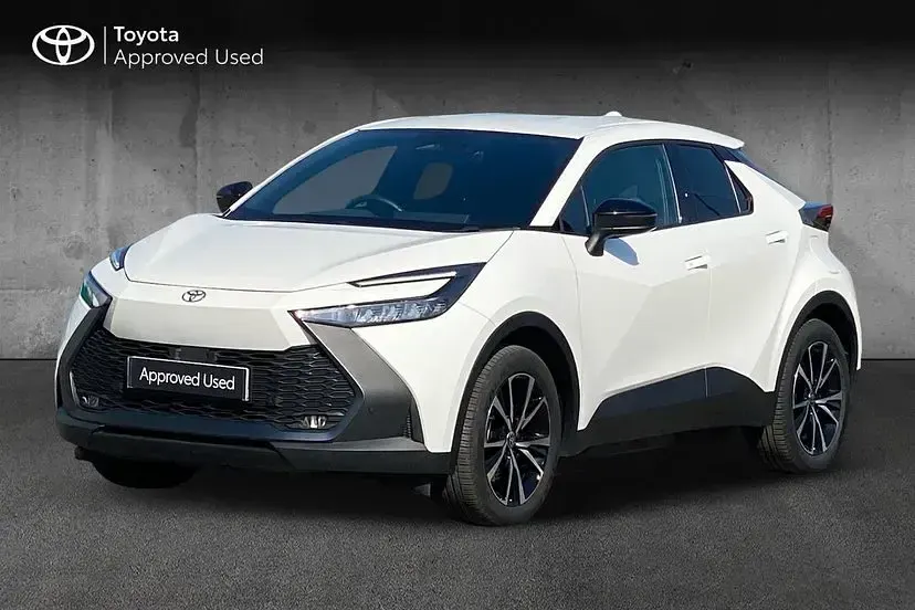 Used Toyota C-HR Design 223 HP (164 kW) 2024 White SUV