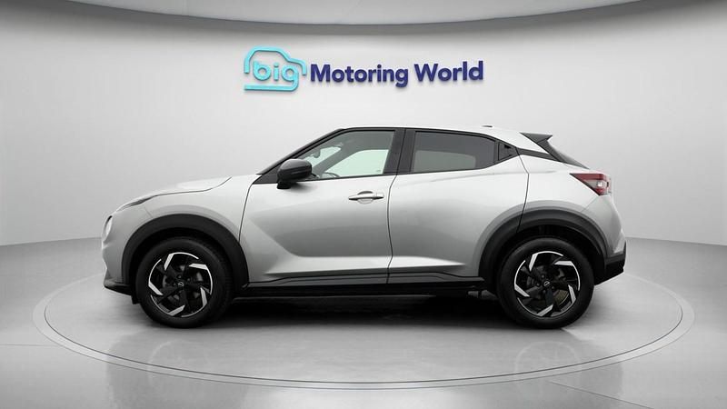 Used Nissan Juke N-Connecta 2023 Silver SUV