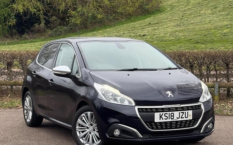Used Peugeot 208 Allure 82 HP (60 kW) 2018 Hatchback