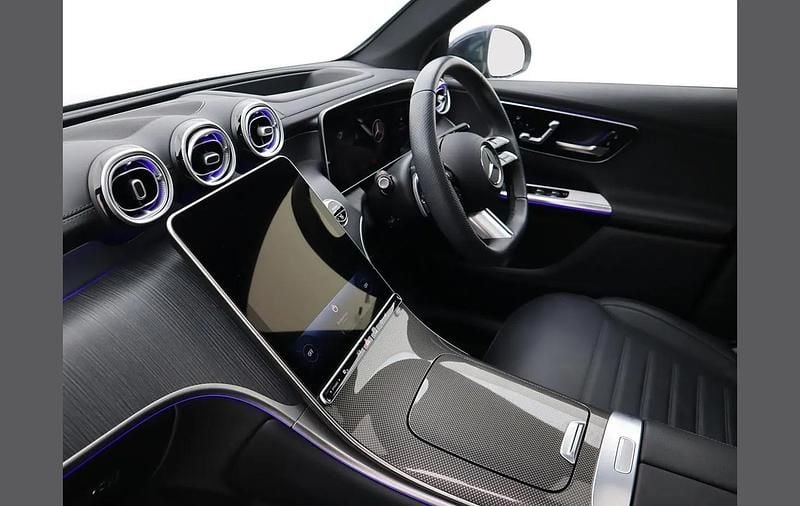 Used Mercedes GLC300e AMG Line Premium Plus 254 HP (186 kW) 2025 Blue SUV