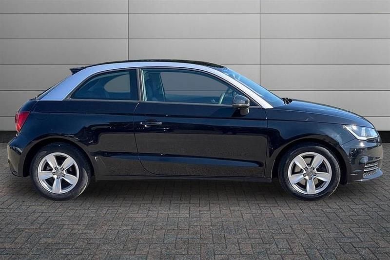 Used Audi A1 Design 116 HP (85 kW) 2015 Unknown Hatchback