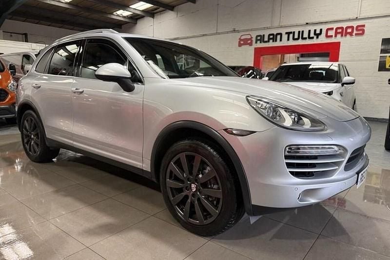 Used Porsche Cayenne 245 HP (180 kW) 2013 Silver SUV