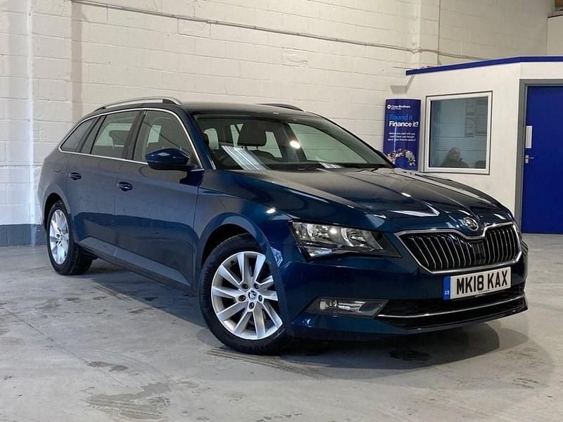 Blue Used 2018 Skoda Superb SE Estate | £11,490 (Good price) - Image 1/4