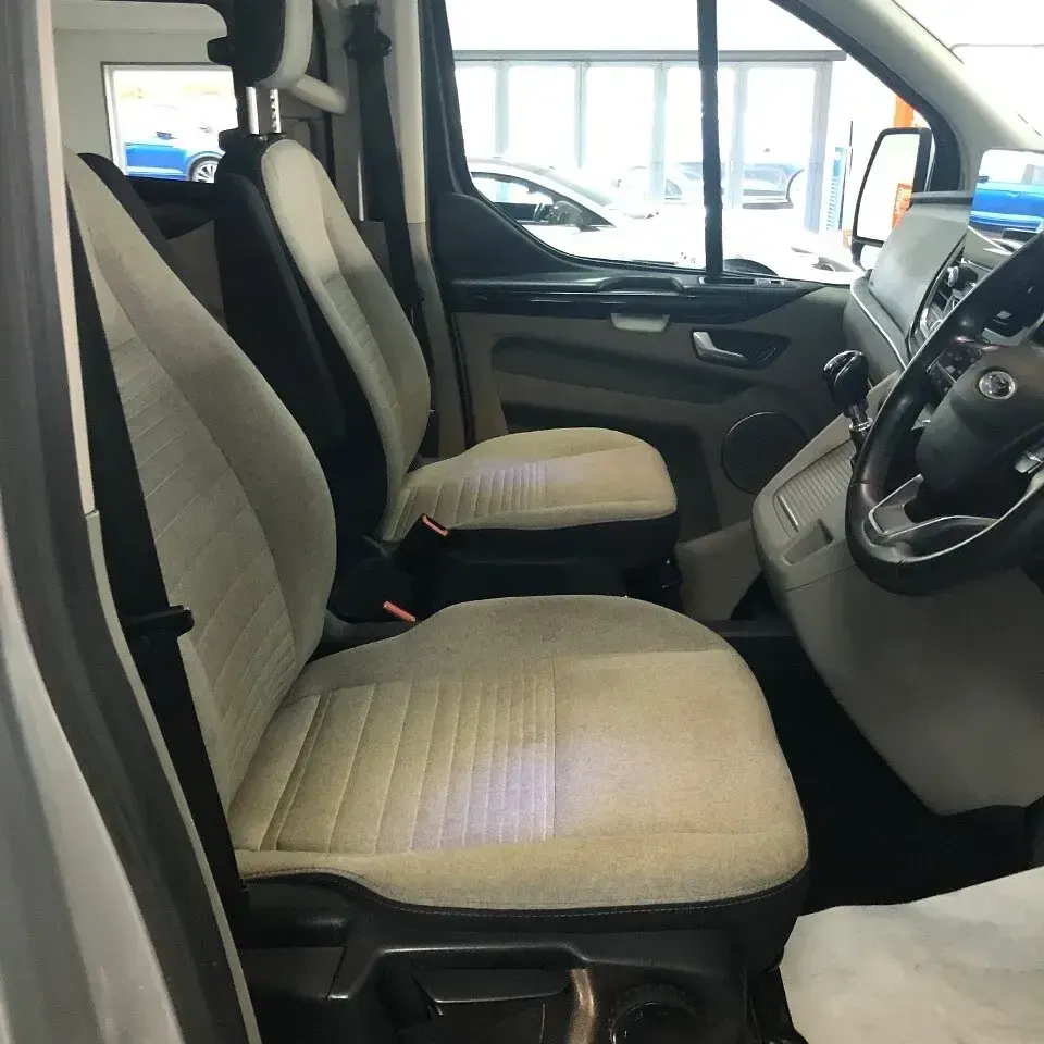 Used Ford Tourneo Custom Titanium 130 HP (95 kW) 2022 Silver Van