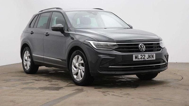 Grey Used 2022 VW Tiguan Life SUV | £16,000 (Good price) - Image 1/4