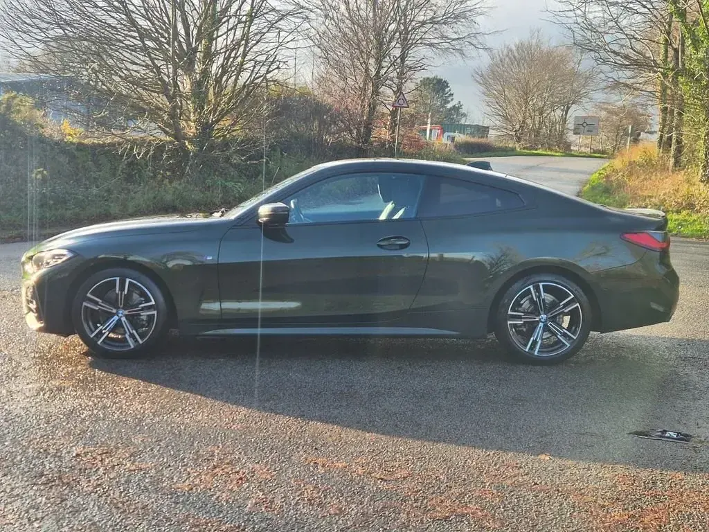 Begagnad BMW 420 M Sport 2022 Grön Sportkupé