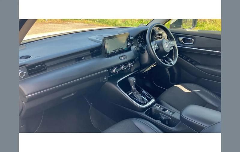 Used Honda HR-V Advance 152 HP (111 kW) 2022 White SUV