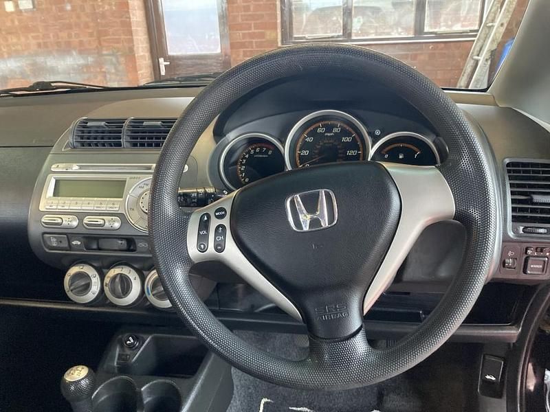 Second-hand Honda Jazz 2007 Negru Hatchback