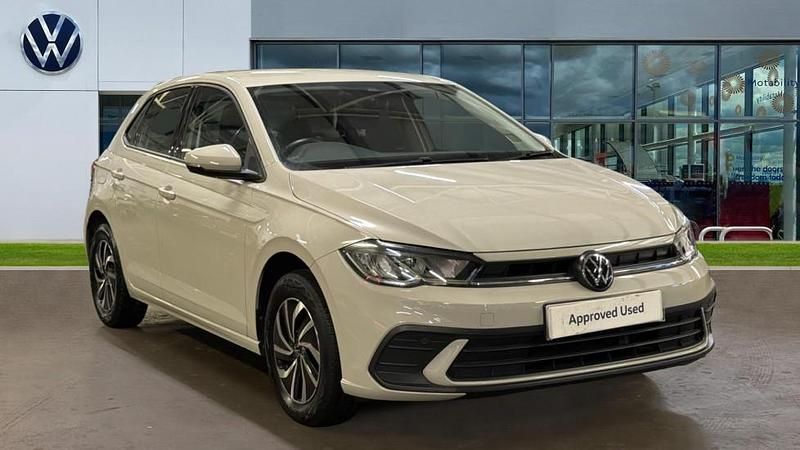 Used VW Polo Life 80 HP (58 kW) 2022 Ascot grey Hatchback
