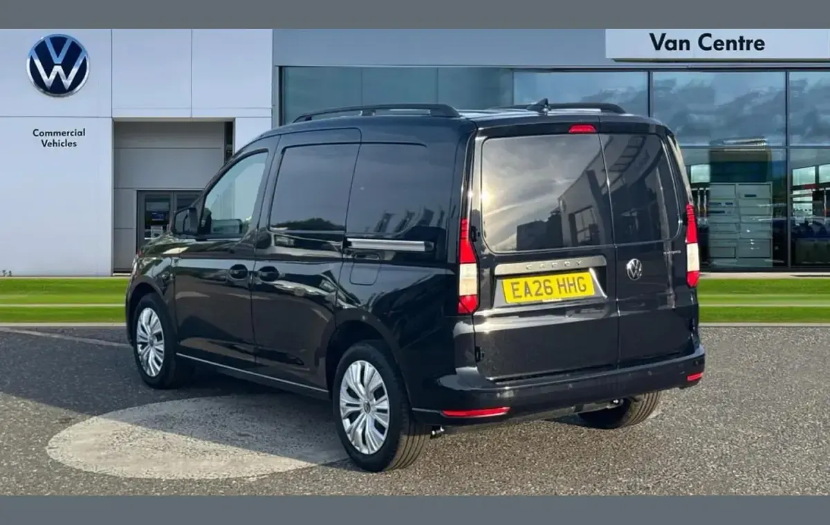 New VW Caddy 113 HP (83 kW) 2026 Black MPV