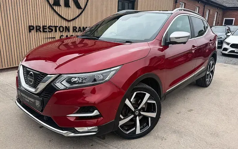 Used Nissan Qashqai Tekna+ 116 HP (85 kW) 2017 SUV