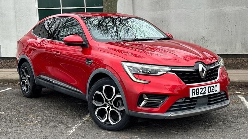 Used Renault Arkana Version S 142 HP (104 kW) 2022 Red  SUV