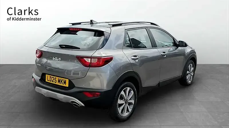 Used Kia Stonic 98 HP (72 kW) 2025 Grey SUV