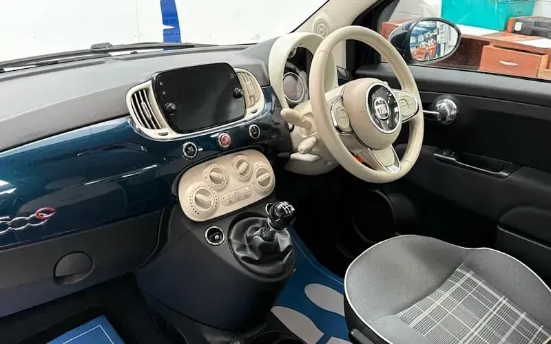 Used Fiat 500C Lounge 69 HP (50 kW) 2019 Cabriolet