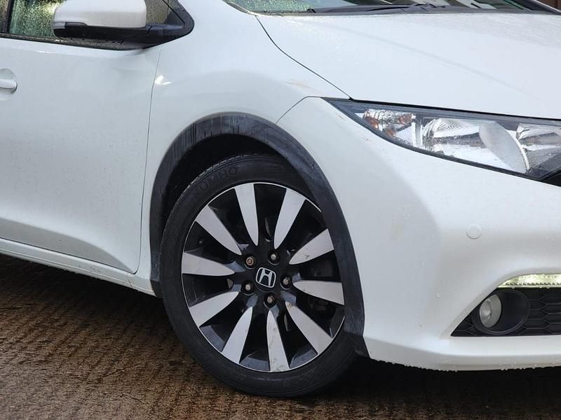 Begagnad Honda Civic SR 142 HK (104 kW) 2014 Vit Kombi