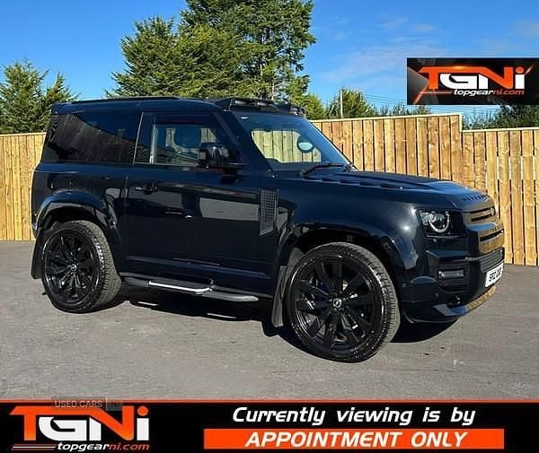 Used 2022 Land Rover Defender SE Dynamic SUV | £52,995 (Fair price) - Image 1/3