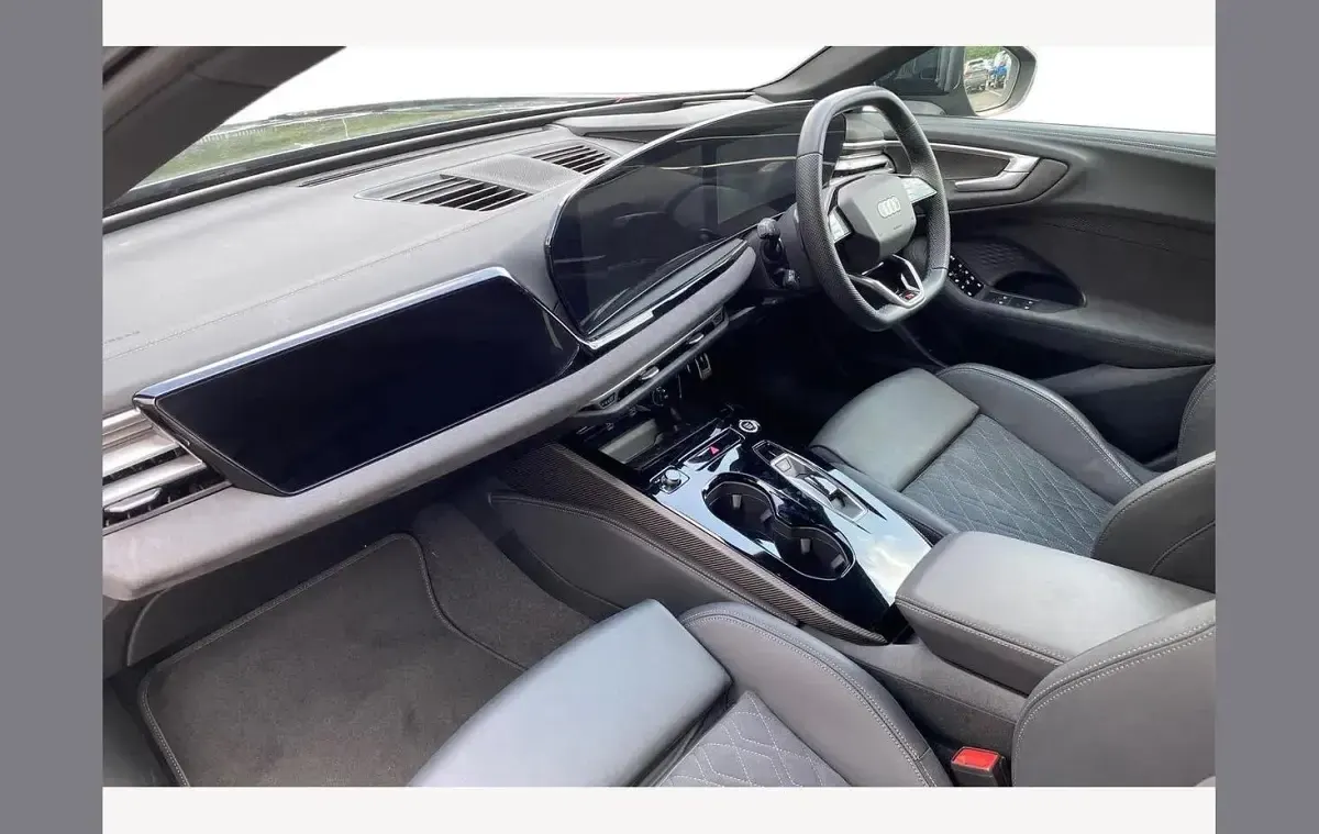 Used Audi A5 Advanced 204 HP (150 kW) 2025 Grey Sedan