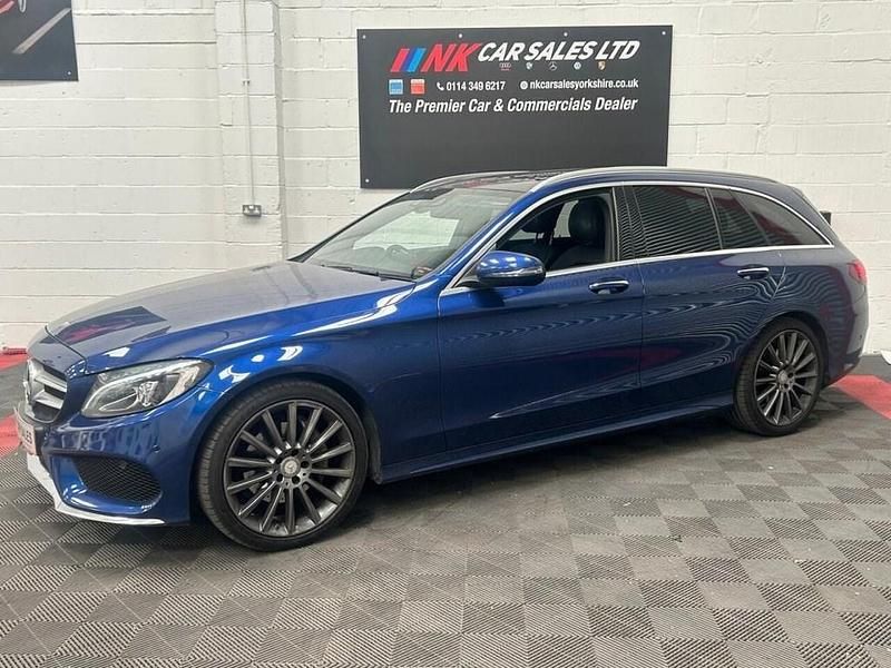 Used Mercedes C220 AMG Line Premium Plus 170 HP (125 kW) 2017 Blue Estate