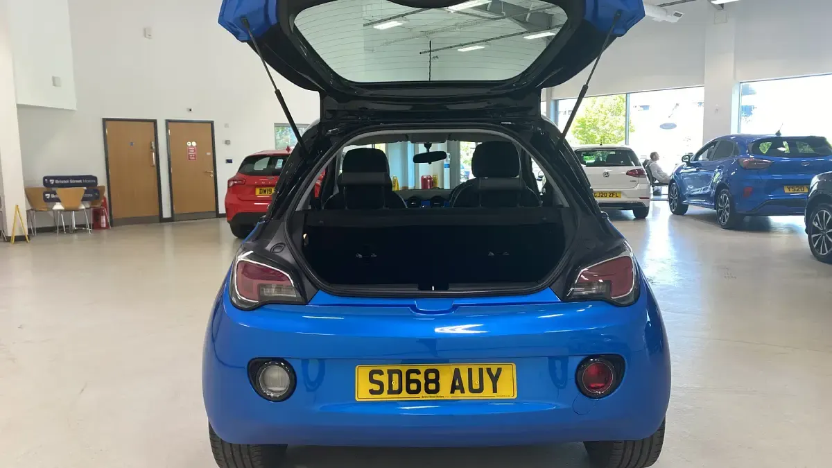 Used Vauxhall Adam 71 HP (52 kW) 2018 Blue Hatchback