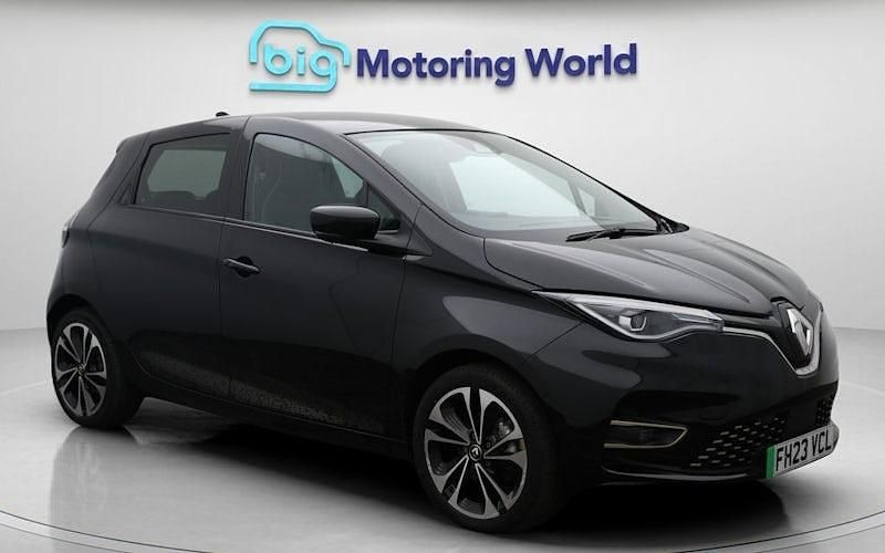 Used 2022 Renault Zoe Iconic Hatchback | £12,800 (Fair price) - Image 1/4