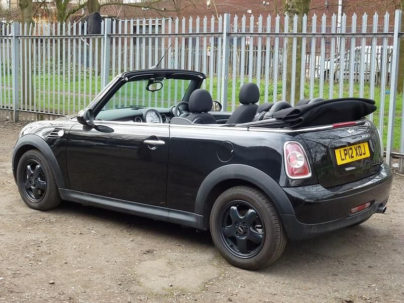 Used Mini ONE 98 HP (72 kW) 2012 Black Hatchback