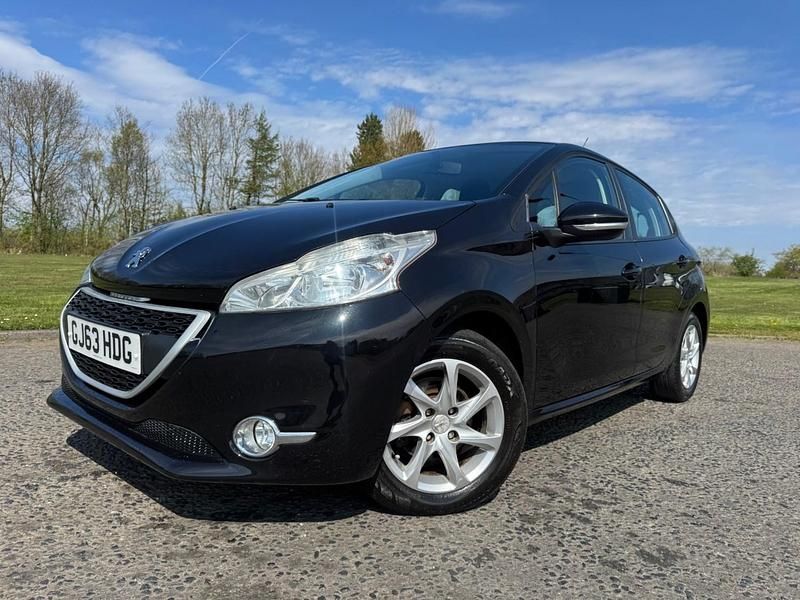 Used Peugeot 208 Active 68 HP (50 kW) 2013 Black Hatchback