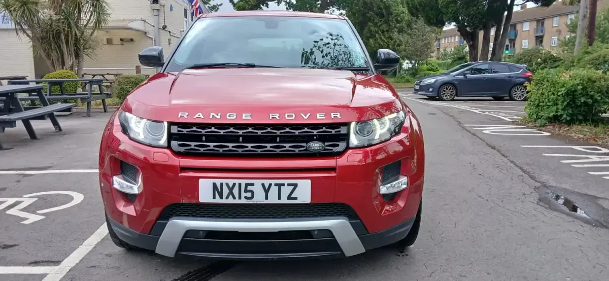 Used Land Rover Range Rover evoque Dynamic 2015 Red Estate