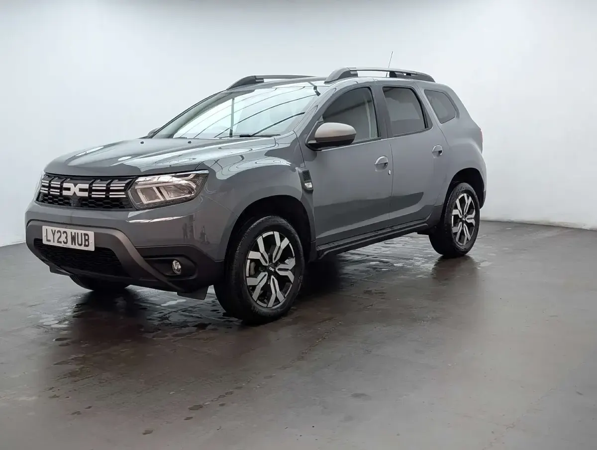 Used Dacia Duster Journey 90 HP (66 kW) 2023 Grey SUV