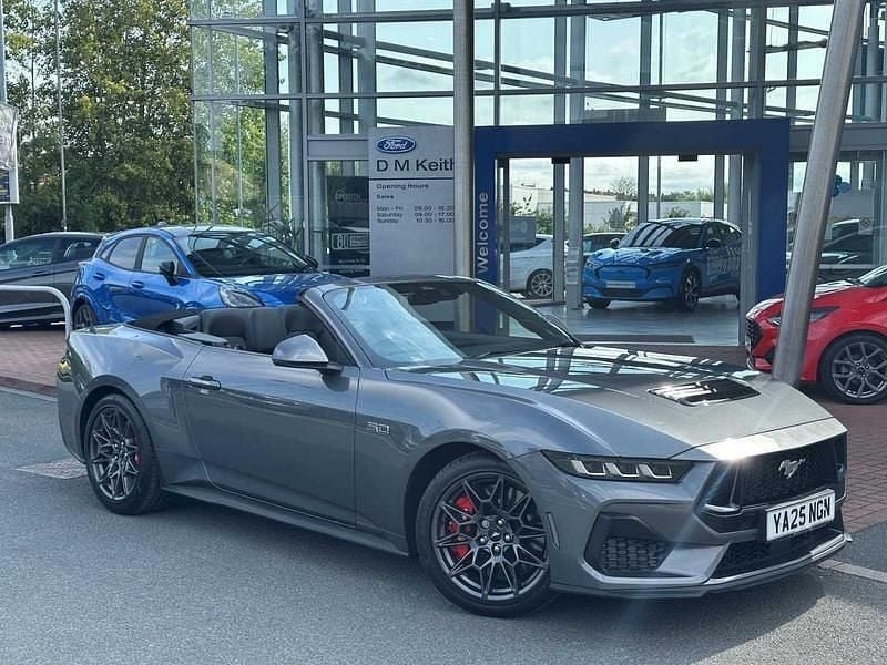 Carbonised grey New 2025 Ford Mustang GT Cabriolet | £54,991 (Fair price) - Image 1/4