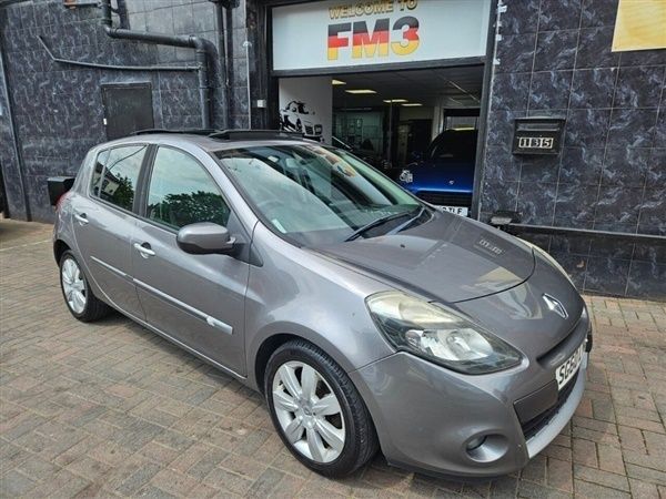 Grey Used 2010 Renault Clio II Privilege Hatchback | £2,950 (Fair price) - Image 1/1