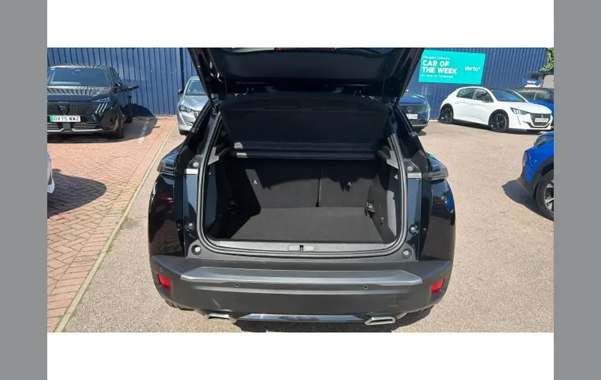 Used Peugeot 2008 Allure 145 HP (106 kW) 2025 Black SUV