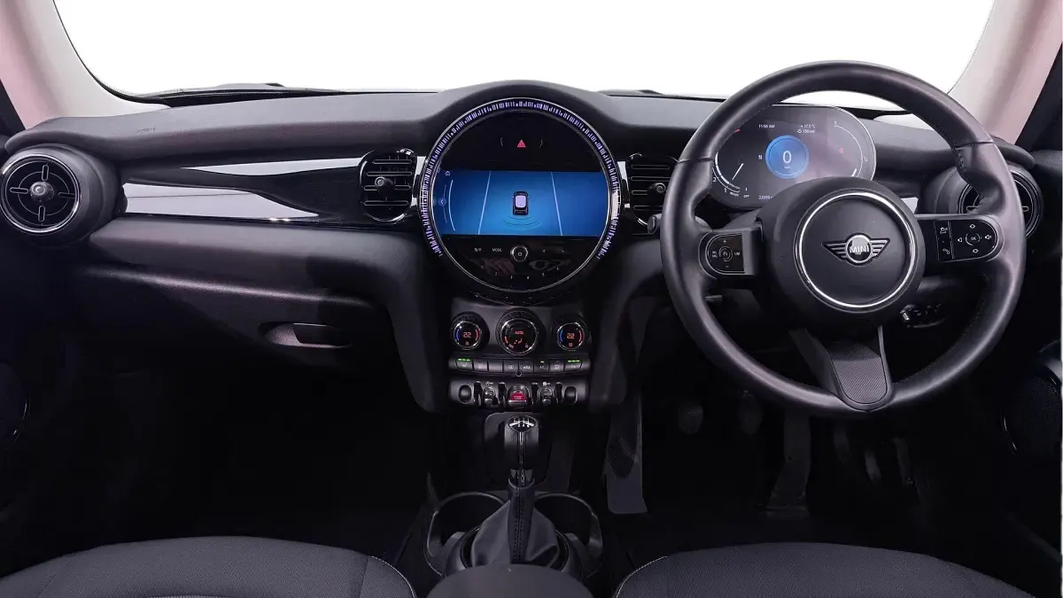 Used Mini Cooper Classic 134 HP (98 kW) 2022 Grey Hatchback