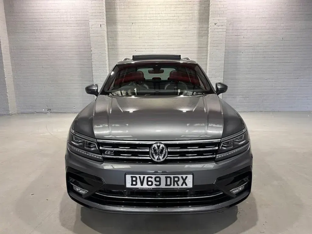 Used VW Tiguan SEL 150 HP (110 kW) 2019 Grey SUV