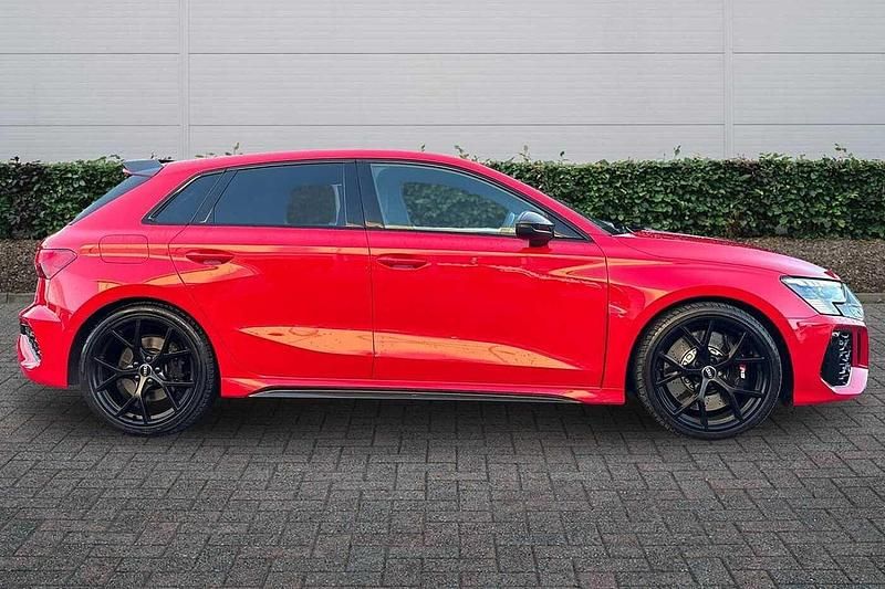 Used Audi RS3 400 HP (294 kW) 2022 Red Sedan