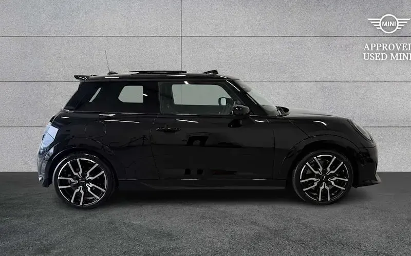 Used Mini Cooper Sport 150 kW (204 HP) 2026 Hatchback