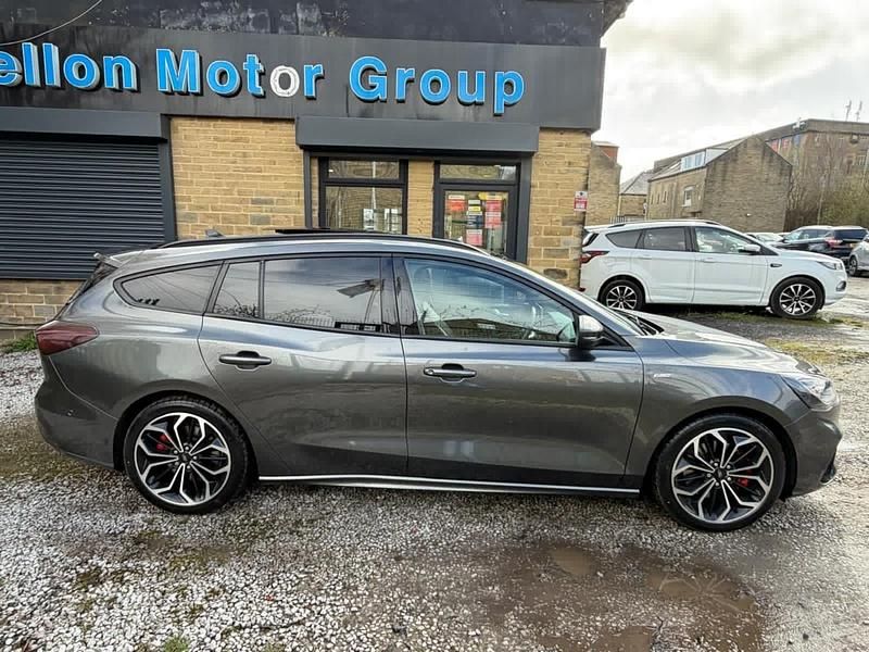 Used Ford Focus ST-Line X 2020 Grey Estate