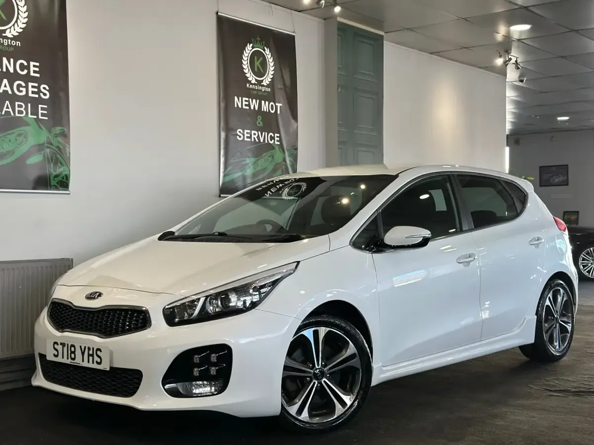 Usado Kia Ceed GT-Line 136 CV (100 kW) 2018 Blanco Utilitario
