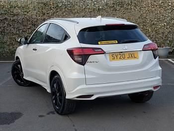 Używany Honda HR-V EX 130 KM (95 kW) 2020 Biały SUV